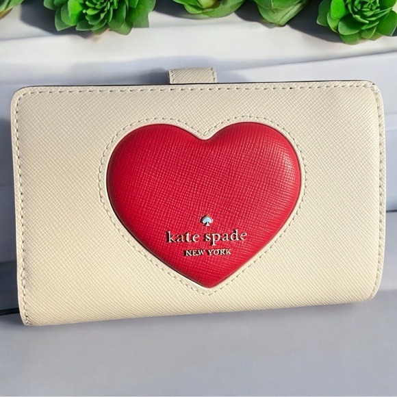 Billetera Madison Puffy Heart